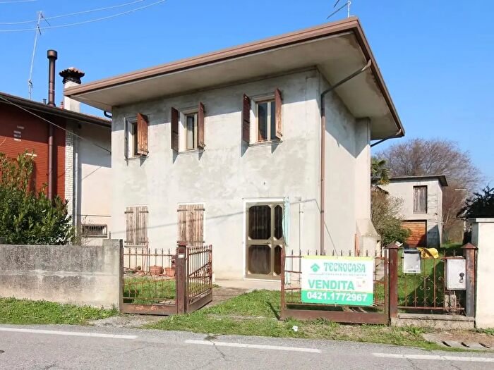 Casa quadrilocale in vendita in Via d Manin, Concordia Sagittaria