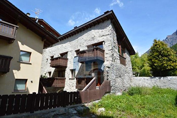 Appartamento bilocale in vendita in Via Roma, Bormio