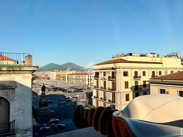 Appartamento bilocale in vendita in Vico VIII Duchesca, Napoli