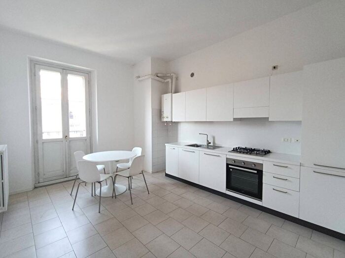 Appartamento bilocale in affitto in Via Antonio Stoppani, Morgagni, Milano