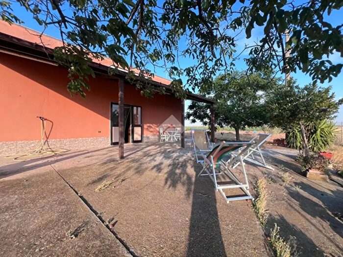 Casa bilocale in vendita in Strada del Salice Nuovo, Foggia