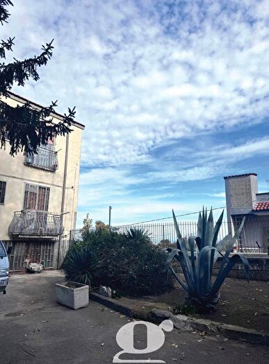 Appartamento quadrilocale in affitto in Via Gaetano Salvatore, Napoli