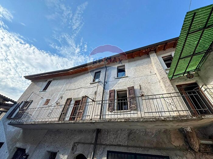 Appartamento trilocale in vendita in Sabbio Chiese