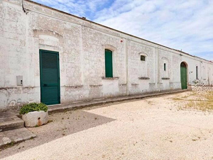 Casa con 6 locali in vendita in San Vito Dei Normanni