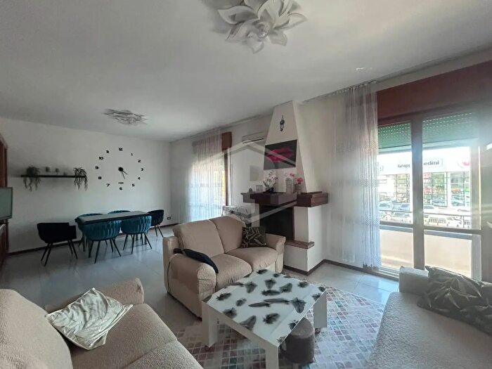 Appartamento con 5 locali in vendita in Via Bologna, Ferrara