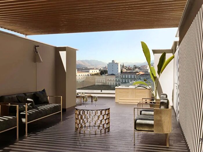 Appartamento monolocale in vendita in Via Francesco Crispi, Palermo