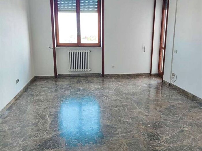 Appartamento trilocale in affitto in viale japigia, Mazzini, Lecce