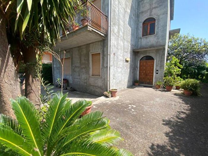 Appartamento trilocale in vendita in Via Tasca, Torrenova