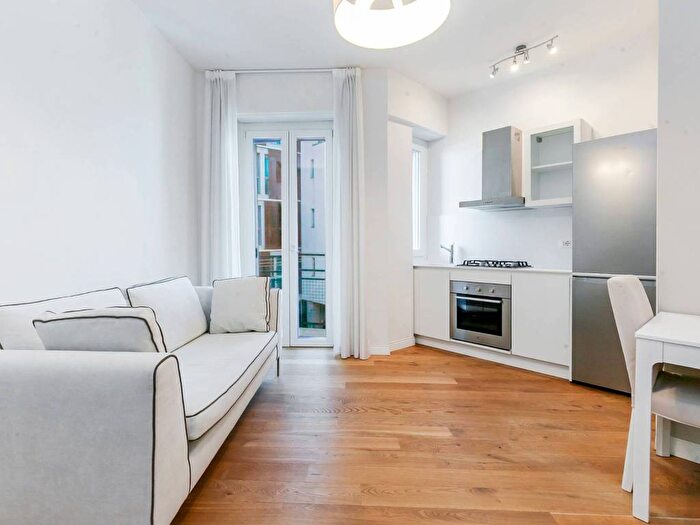 Appartamento bilocale in affitto in Via Cenisio, Cenisio, Milano