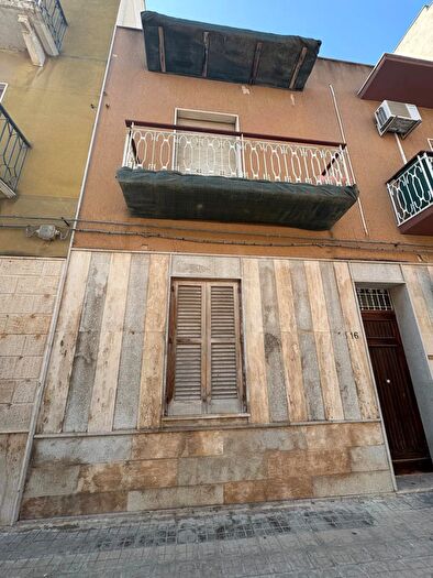 Appartamento quadrilocale in vendita in Via della Giarrotta, Trapani