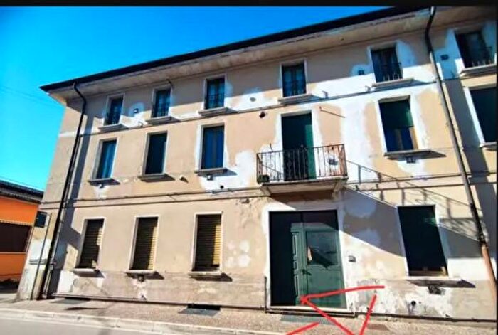 Appartamento bilocale in vendita in Viale Martiri della Libertà, Gambara