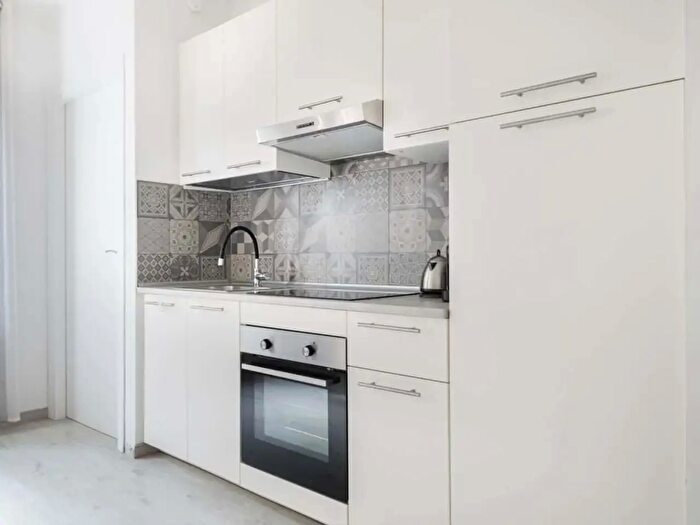 Appartamento in affitto in Via Coloniola, Como