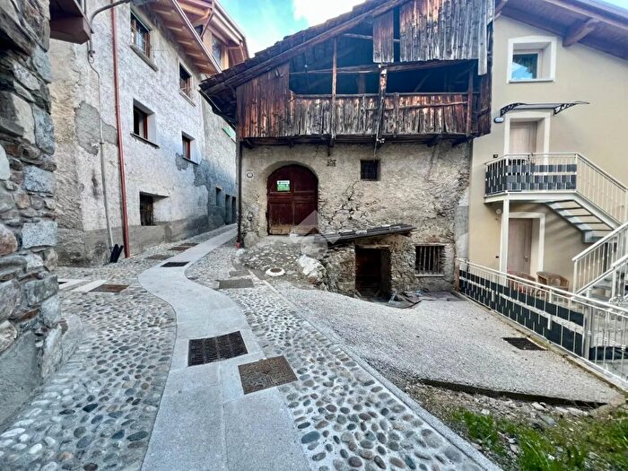 Casa monolocale in vendita in Via Cesare Battisti, Incudine