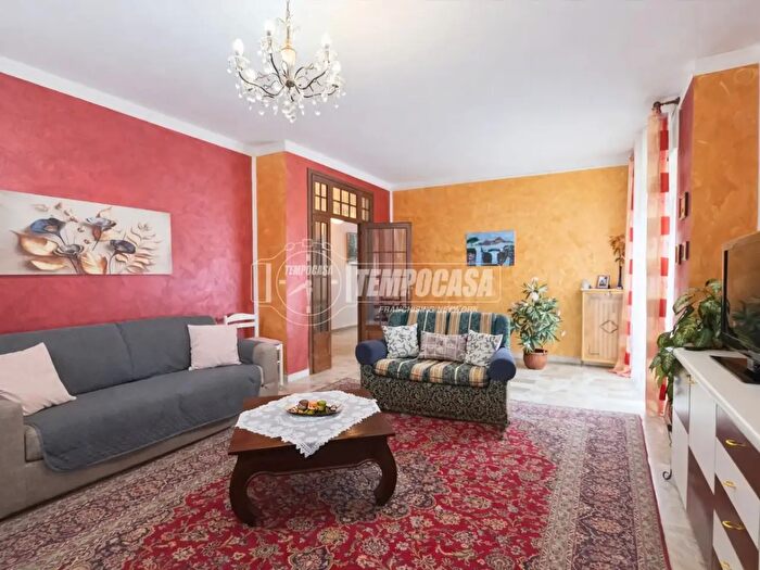 Appartamento quadrilocale in vendita in Corso Santo Ignazio da Santhiá, Santhia'