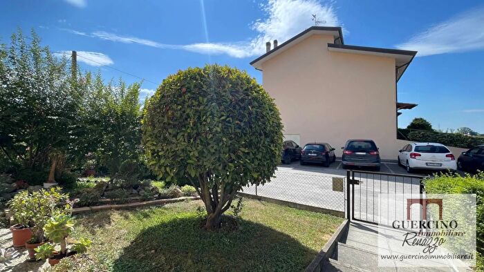 Casa quadrilocale in vendita in Via Camillo Prampolini Cento, Cento