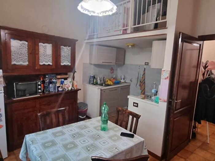 Appartamento trilocale in affitto in Via SantApollonia, Santa Maria, Pisa