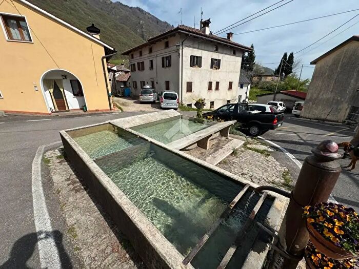 Appartamento bilocale in vendita in Contrà dalla Vecchia, Schio