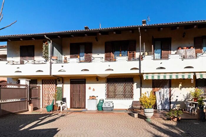 Casa con 5 locali in vendita in Via Gioberti, Piossasco