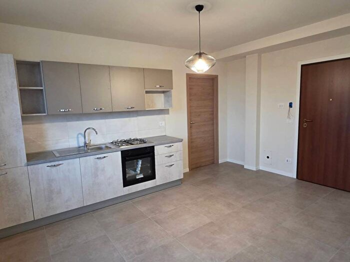 Appartamento monolocale in affitto in Via Cesare Aroldi, Centro, Viadana