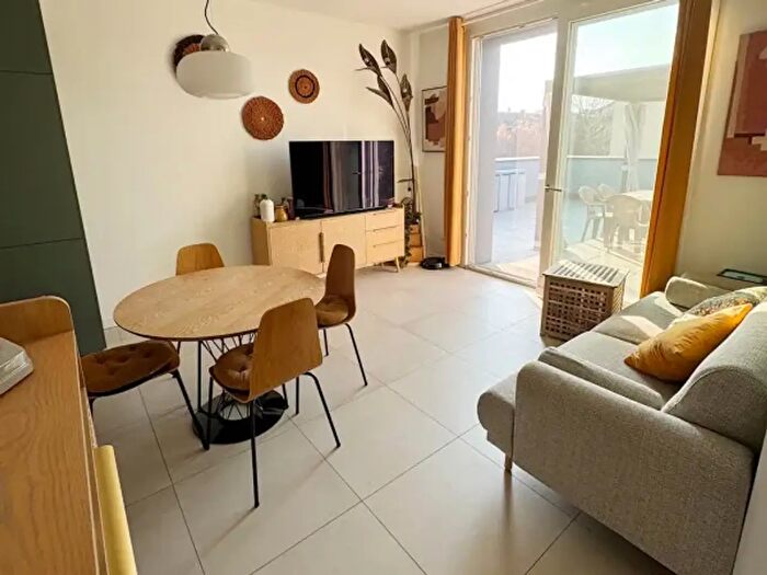 Appartamento bilocale in vendita in Via Volturno, Parma