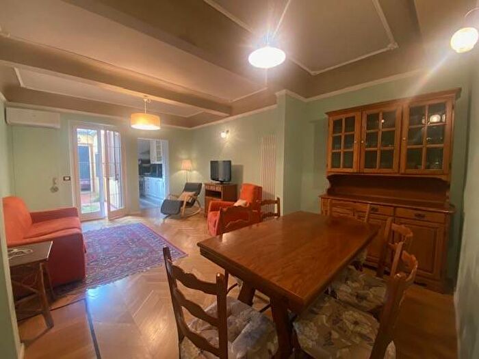 Appartamento trilocale in affitto in Via dei Serragli, Santo Spirito, Firenze