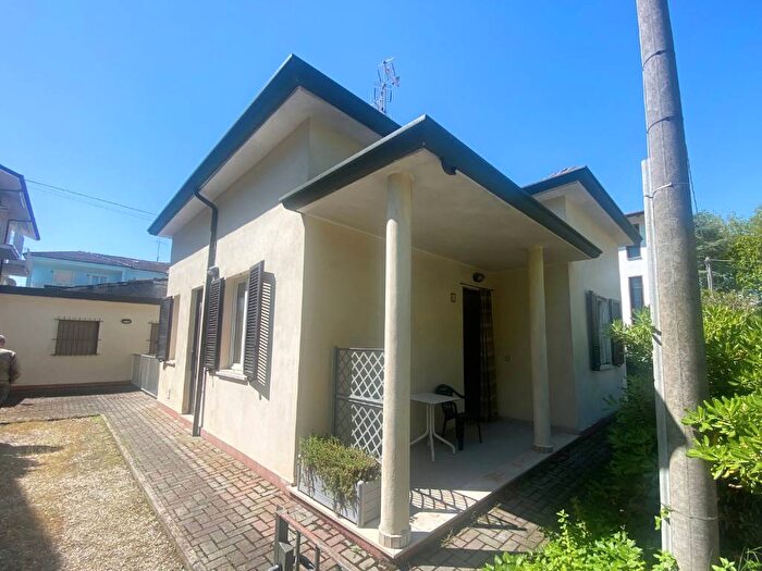 Casa trilocale in affitto in Centro, Cervia