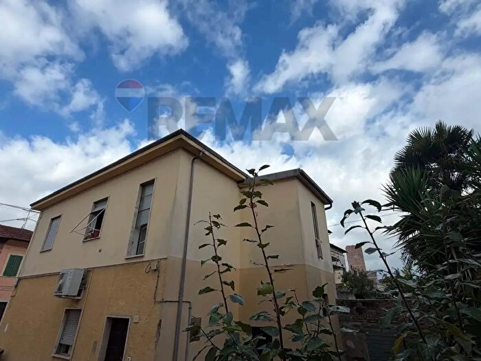 Appartamento quadrilocale in vendita in Via Spoleto, Foligno