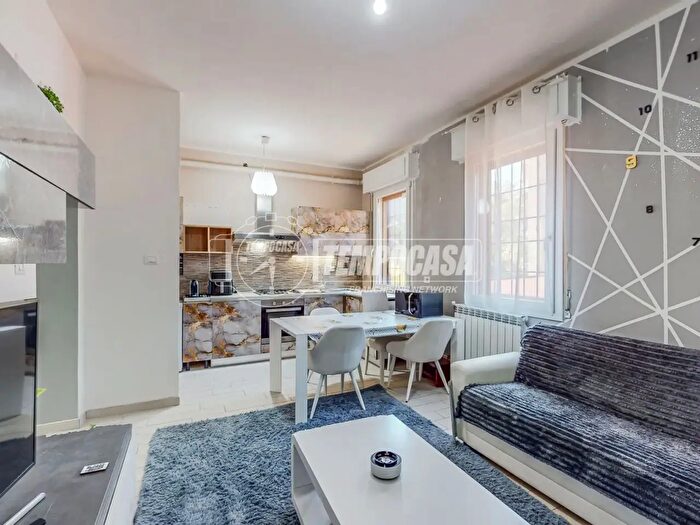 Appartamento trilocale in vendita in Via dei Mille, Castelfranco Emilia