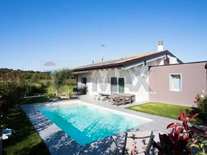 Appartamento quadrilocale in vendita in Desenzano Del Garda
