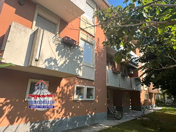 Appartamento quadrilocale in vendita in Via Puccini, Pieve Di Cento