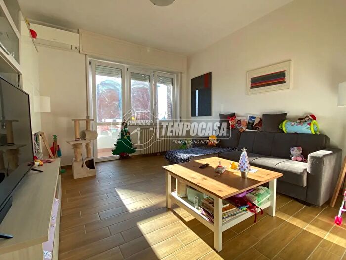 Appartamento quadrilocale in vendita in Via Leonardo da Vinci, Cornaredo