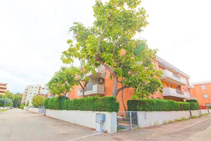 Appartamento con 6 locali in vendita in Via Luigi Einaudi, Campomarino