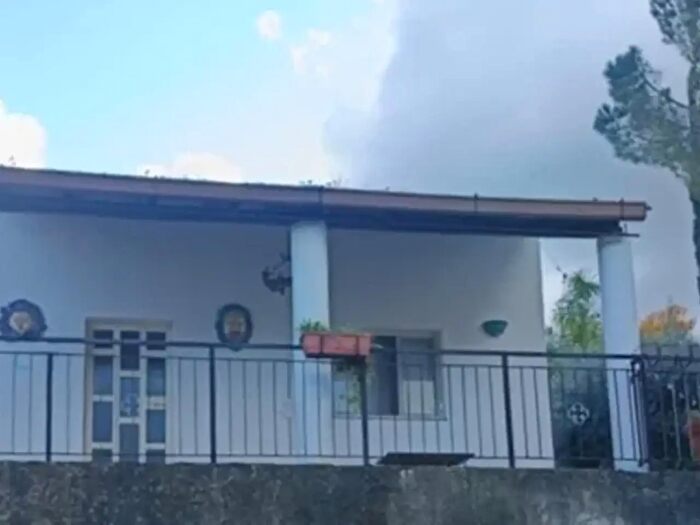 Casa monolocale in vendita in Piazza Novembre, Gualtieri Sicamino