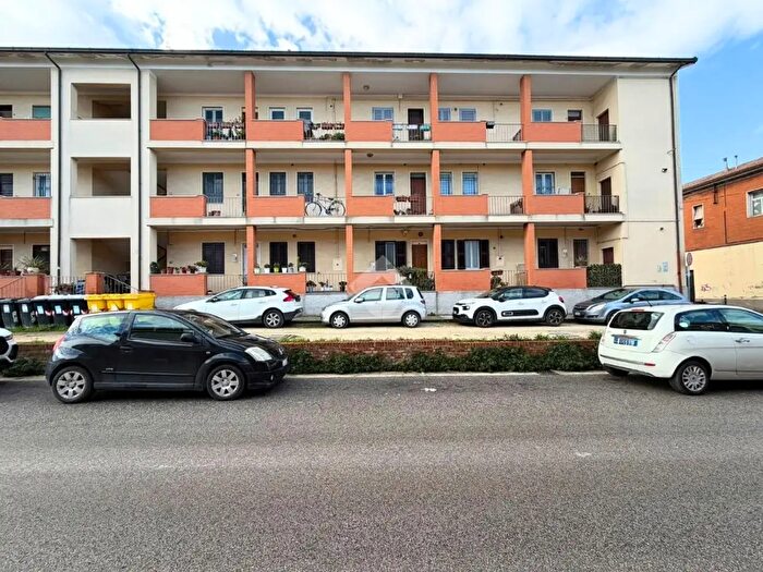 Appartamento trilocale in vendita in Via Palombare, Ancona