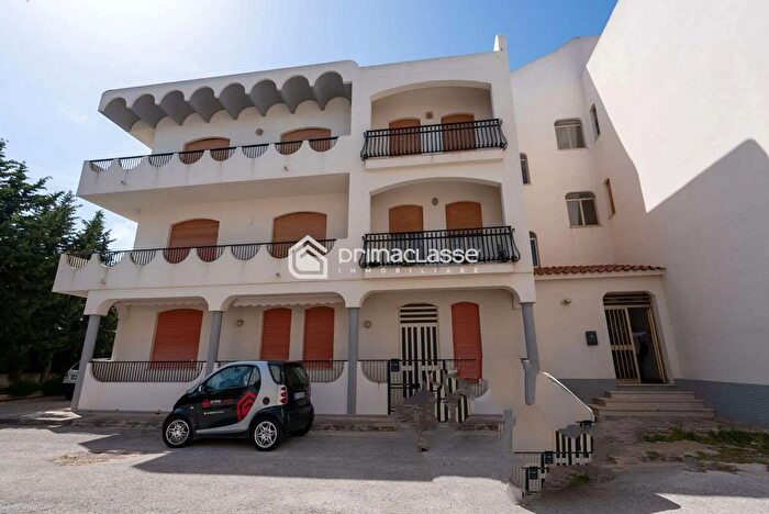 Appartamento con 7 locali in vendita in Modica