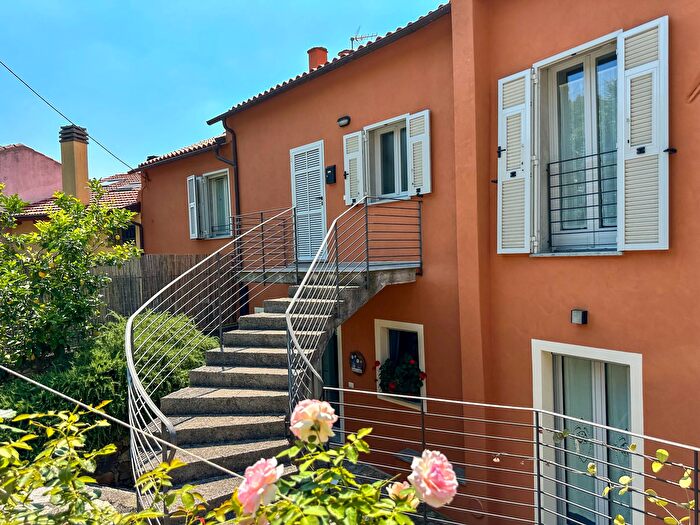 Appartamento quadrilocale in vendita in Via Bolla, Rialto