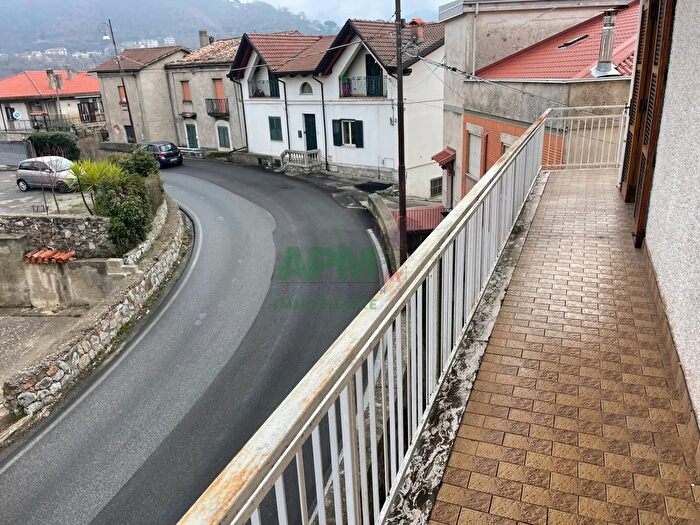 Appartamento quadrilocale in vendita in Casali del Manco