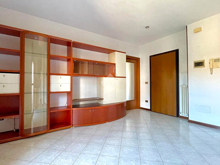 Appartamento trilocale in vendita in Via Padova, Selvazzano Dentro