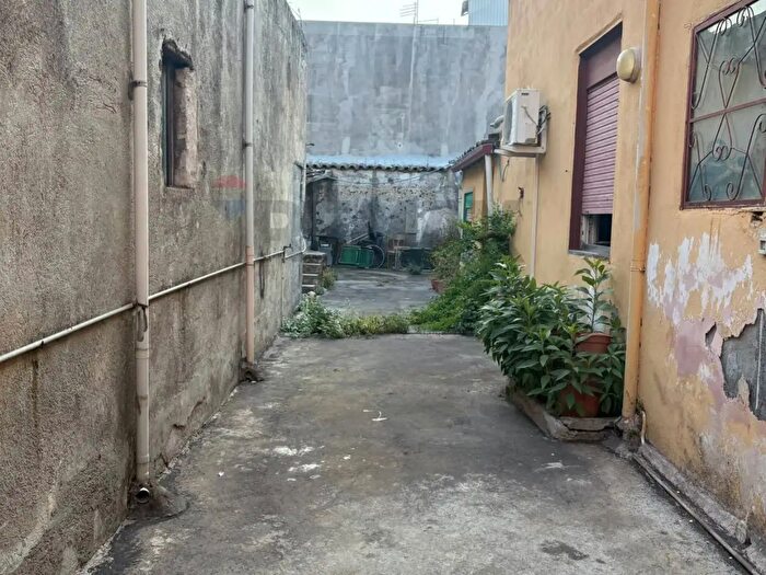 Casa con 5 locali in vendita in Via III Retta Levante, Belpasso