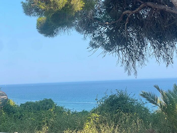 Appartamento bilocale in vendita in Via Aurelia, Cipressa