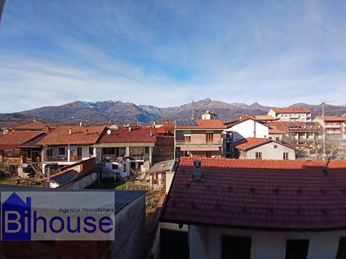 Casa quadrilocale in vendita in Via Cavour, Occhieppo Inferiore