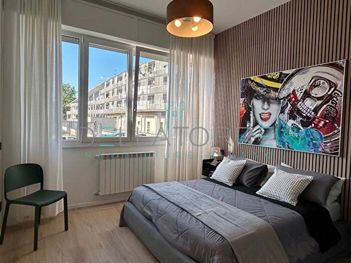 Appartamento bilocale in affitto in Via Ovada, Famagosta, Milano