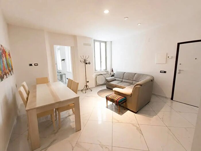 Appartamento trilocale in vendita in Via Passamonti, Lugo