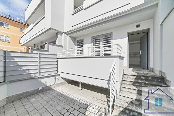 Casa trilocale in vendita in Via Partanna, Roma