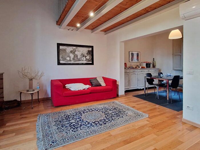 Appartamento quadrilocale in vendita in Viale Fratelli Rosselli, Firenze