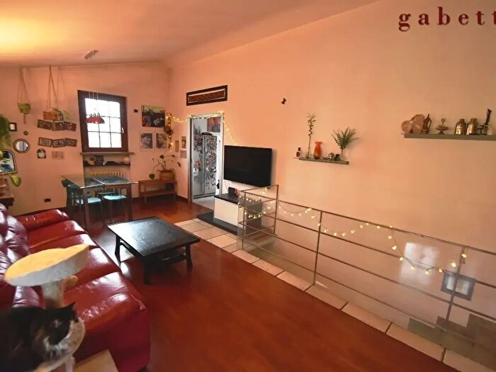 Casa quadrilocale in vendita in Via Europa, Pregnana Milanese