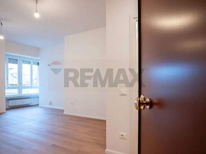 Appartamento trilocale in vendita in Via Giuseppe Verdi, Parma