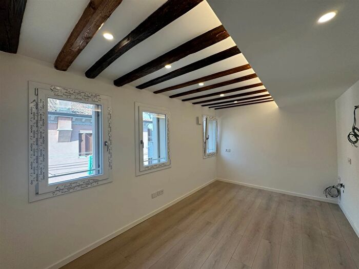 Appartamento trilocale in affitto in Viale Padova Chioggia Ve, Chioggia