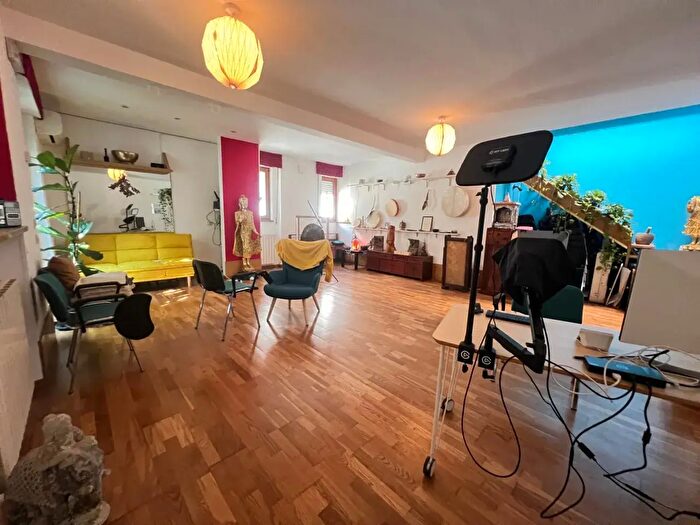 Casa con 5 locali in vendita in Viareggio