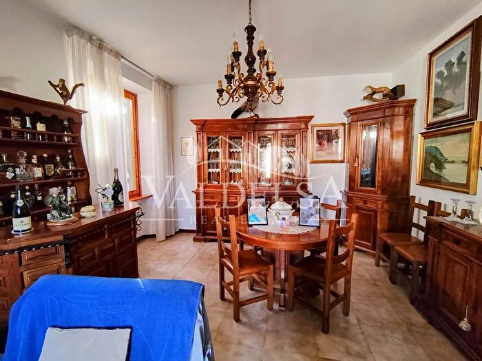 Appartamento con 7 locali in vendita in a Giuseppe Mazzini, Poggibonsi